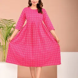 Marudhara Printed Maternity Fit & Flare Midi Dress image 4