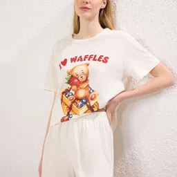 Trendyol Women Printed Pure Cotton T-shirt & Shorts Night suit-picture-41