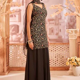 Fourleaf Floral Embroidered Thread Work Georgette Kurti & Sharara & Dupatta image 3