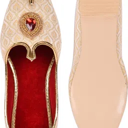 royal khwaab Wedding Jutis for men Jutis For Men image 3