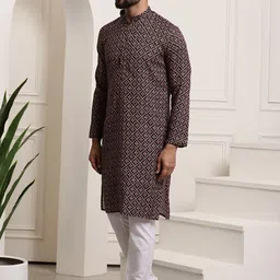 SOJANYA Men Black Ethnic Motifs Printed Pure Cotton Kurta with Churidar image 3