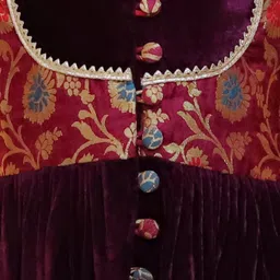 BownBee Girls Regular Velvet Kurta with Palazzos & With Dupatta image 2