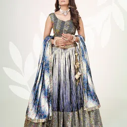 SHOPGARB Embroidered Sequinned Semi-Stitched Lehenga & Unstitched Blouse With Dupatta image 2
