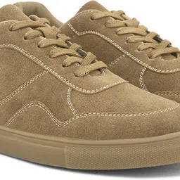 roadster Comfortable Outdoor Sneakers For Men image 4