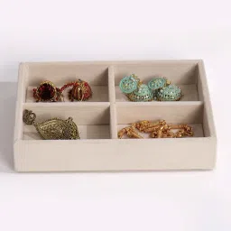 la trove Cream Small 4 Grids Jewellery Tray image 3