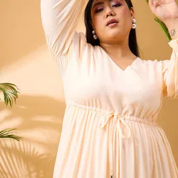 SASSAFRAS Curve Plus Size V-Neck Puff Sleeves Georgette Fit & Flare Tiered Midi Dress image 4