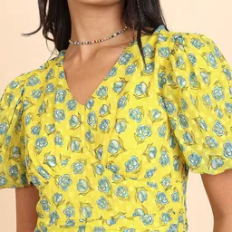 Tokyo Talkies Yellow Floral Printed Ruched Bodycon Dress image 2