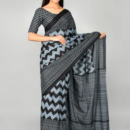 TROPWEAR Geometric Printed Pure Cotton Saree image 2