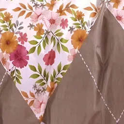 Laying Style Brown & White Floral Print 350 TC Queen Bedsheet Set image 5