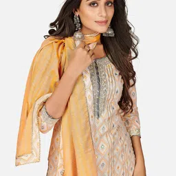 Vbuyz Women Mustard Yellow Ethnic Motifs Printed Kurta with Sharara & With Dupatta image 3