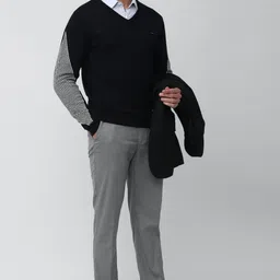 van heusen Men Colorblock V Neck Blue Sweater image 5