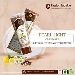 Passion Indulge Set of Pearl Light Clear Complexion Facial Oil & Face Cleanser 110 ml image 3