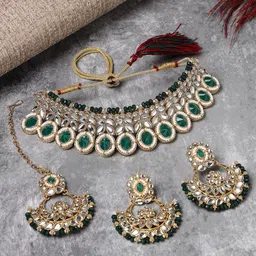 Sukkhi Gold-Plated Stones-Studded & Beaded Jewellery Set With Maang Tika image 4