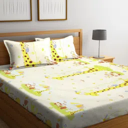 Arrabi Multicoloured Printed 300 TC 2 King Bedsheet with 4 Pillow Covers image 4