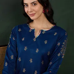 Sangria Self Design Round Neck Three Quarter Sleeves Tunic & Trouser image 4