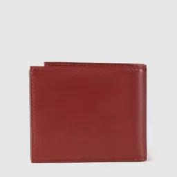 Tommy Hilfiger Men Maroon & Navy Blue Colourblocked Leather Two Fold Wallet with RFID image 5