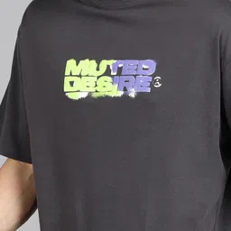 Alan Jones Printed Drop-Shoulder Sleeves Graphic Printed Oversized Cotton T-shirt image 5