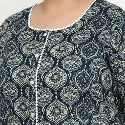 Sringam Plus Size Women Blue & Beige Printed Kurta image 2