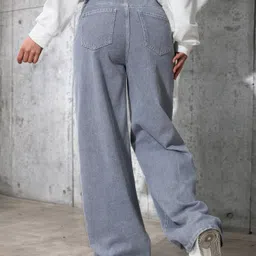 crazeis Women Relaxed Fit High Rise Grey Jeans image 5