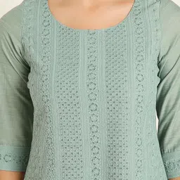 Shopping Queen Ethnic Motifs Embroidered Chikankari Kurta With Trousers & Dupatta image 5