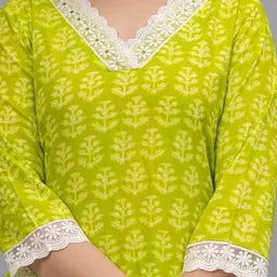 FrionKandy Ethnic Printed Regular Patchwork Pure Cotton Kurta with Trousers & Dupatta image 3