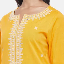 RANGMANCH BY PANTALOONS Women Mustard Yellow Floral Embroidered Thread Work Kurta image 4