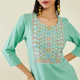 Soch Yoke Design Embroidered Anarkali Kurta image 2