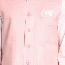 VASTRAMAY Men White Pleated Pure Cotton Kurta with Pyjamas image 2