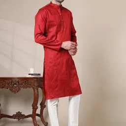 adhirajan Men Cotton Silk Kurta Pyjama Set image 4
