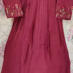 bee studio collections Women Embroidered Chanderi Flared Kurta image 3