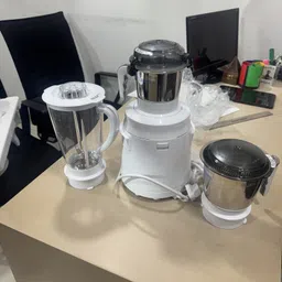 sujata Supermix 900 W Juicer Mixer Grinder image 2