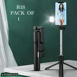 Trendy Selfie Sticks image 1