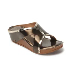 ICONICS Solid Wedge Heels image 2