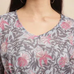 KALINI Floral Printed V-Neck Kaftan Tops image 2