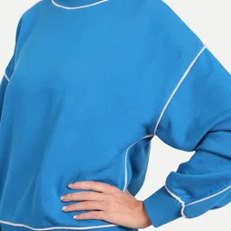 iki chic Women Blue & White Piping Highlight Jogger Set image 2