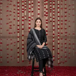 fems Women Pure Cotton Kurta Pant Dupatta Set image 3