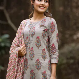 AHIKA Floral Printed Round Neck Three-Quarter Sleeves Straight Kurta Trousers & Dupatta image 1