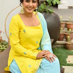 Lavanya The Label Floral Embroidered Square Neck Kurta with Patiala & Dupatta image 2