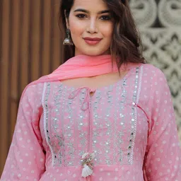 SINGNI Ethnic Motifs Embroidered Round Neck Three-Quarter Sleeves Anarkali Kurta Set image 2