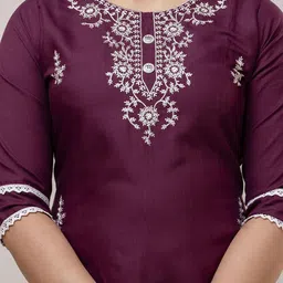 KRISKA Ethnic Motifs Round Neck Three-Quarter Sleeves Kurta with Trousers & With Dupatta image 2