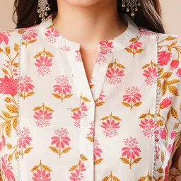 Globus Floral Printed Regular Pure Cotton Mandarin Collar A-Line Kurta With  Trouser image 3