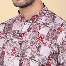 KRAFT INDIA Men Printed Keyhole Neck Flared Sleeves Kurta image 2