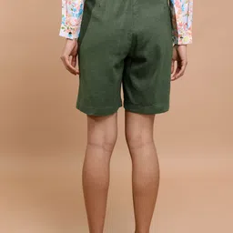 tokyo talkies Solid Women Green Casual Shorts image 2