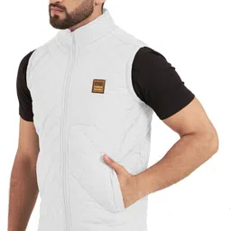 elanhood Men Solid Quilted Jacket image 3