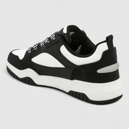 red tape Sneakers for Men | PU Upper, Lightweight Design, Cushioned Comfort Sneakers For Men image 5