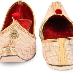 royal khwaab Wedding Juttis For Men Party Wear For Men image 4