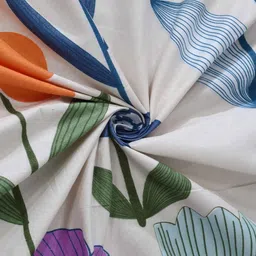 arrabi Multicolor Floral 300 TC Cotton Blend Double King Sized Bedsheet With 2 Pillow Covers image 4