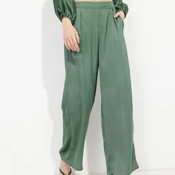 DressBerry Comfort Glam Silky State Flared Trouser-image-3