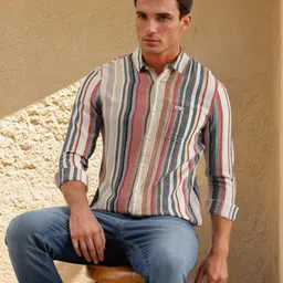 Lee Slim Fit Vertical Striped Cotton Casual Shirt-image-51
