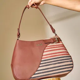 alt by zouk ZOUK Qutub Stripes Printed Leather Structured Handheld Bag-picture-19